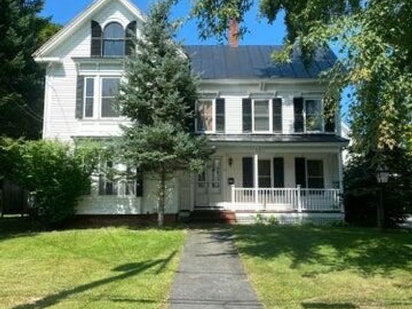 18 Maple Street, Skowhegan, ME 04976