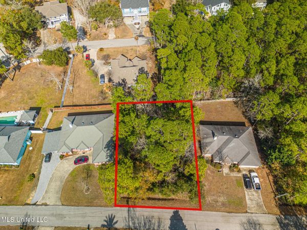 128 Country Club Drive, Pass Christian, MS 39571