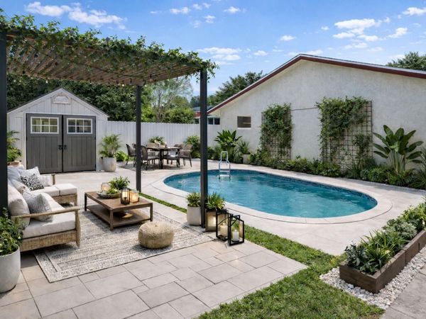 828 Mcintosh Street, West Palm Beach, FL 33405