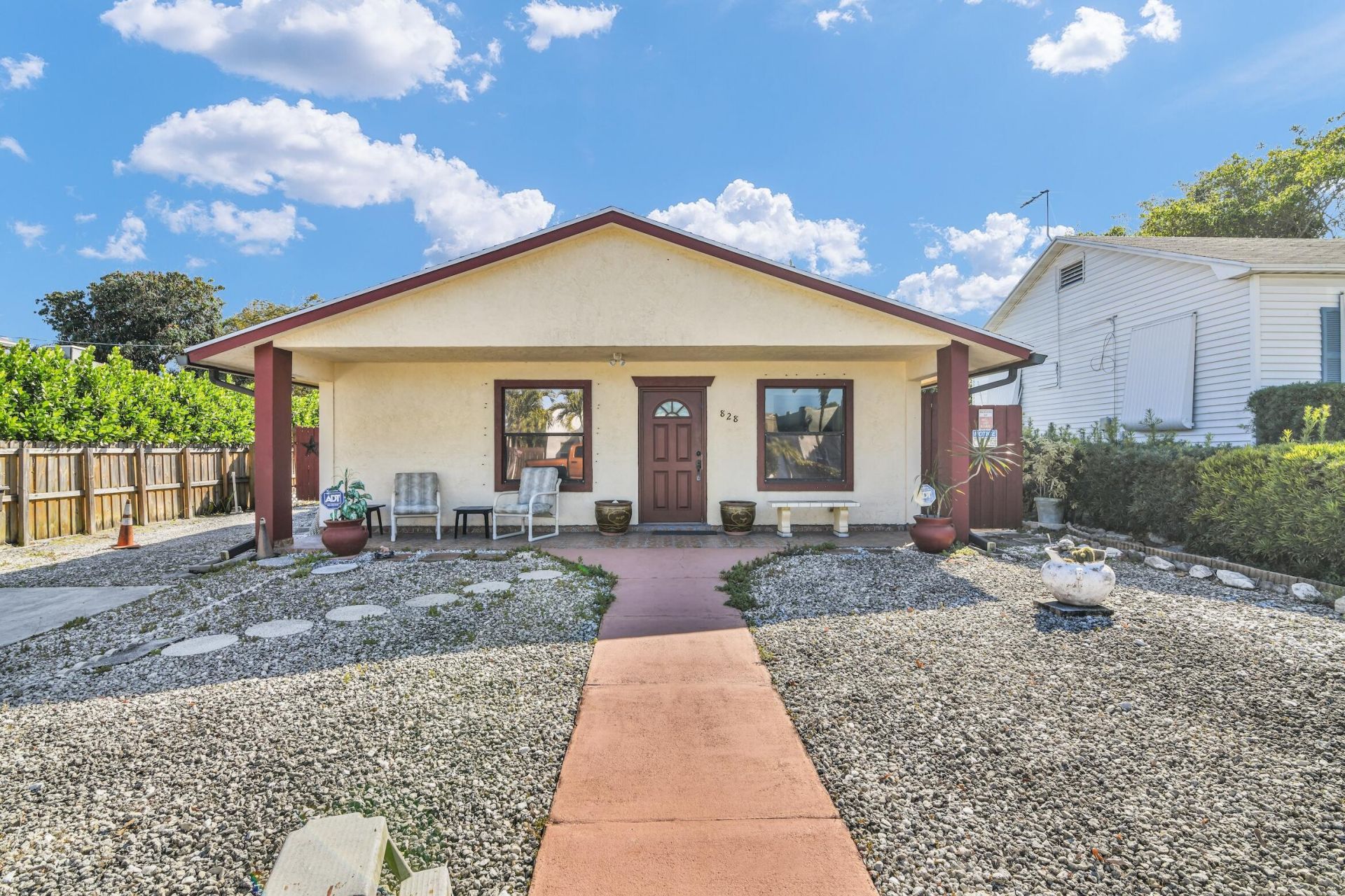 828 Mcintosh Street, West Palm Beach, FL 33405 Photo