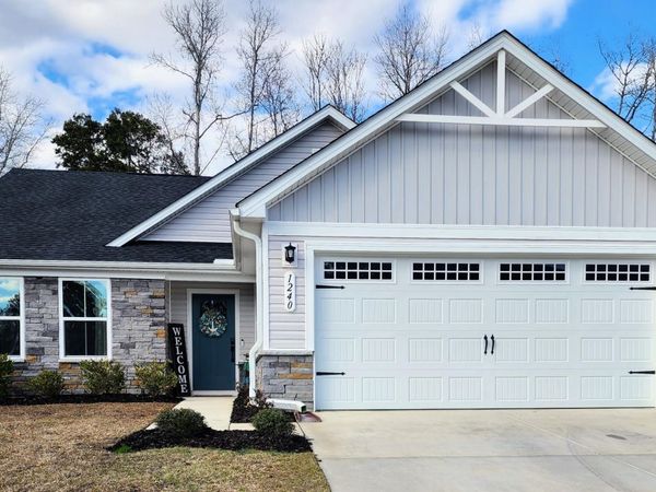 1240 Hickmans Branch Drive NW, Calabash, NC 28467