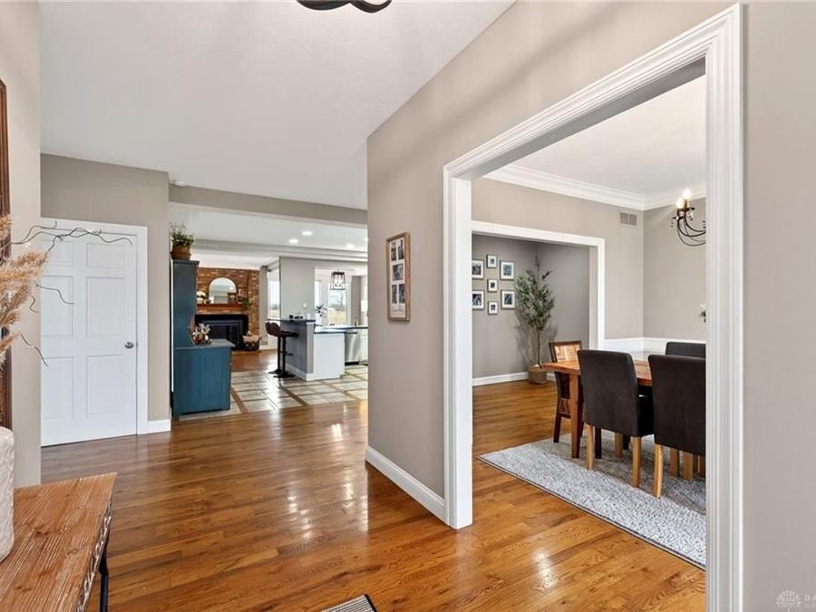 Property Image 100