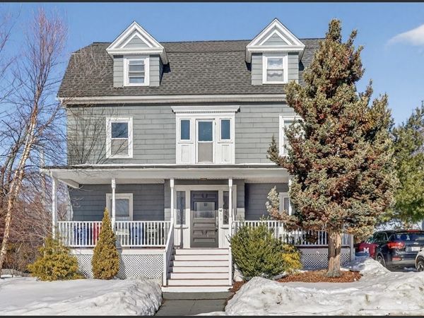 48 Malvern St, Unit 2, Melrose, MA 02176