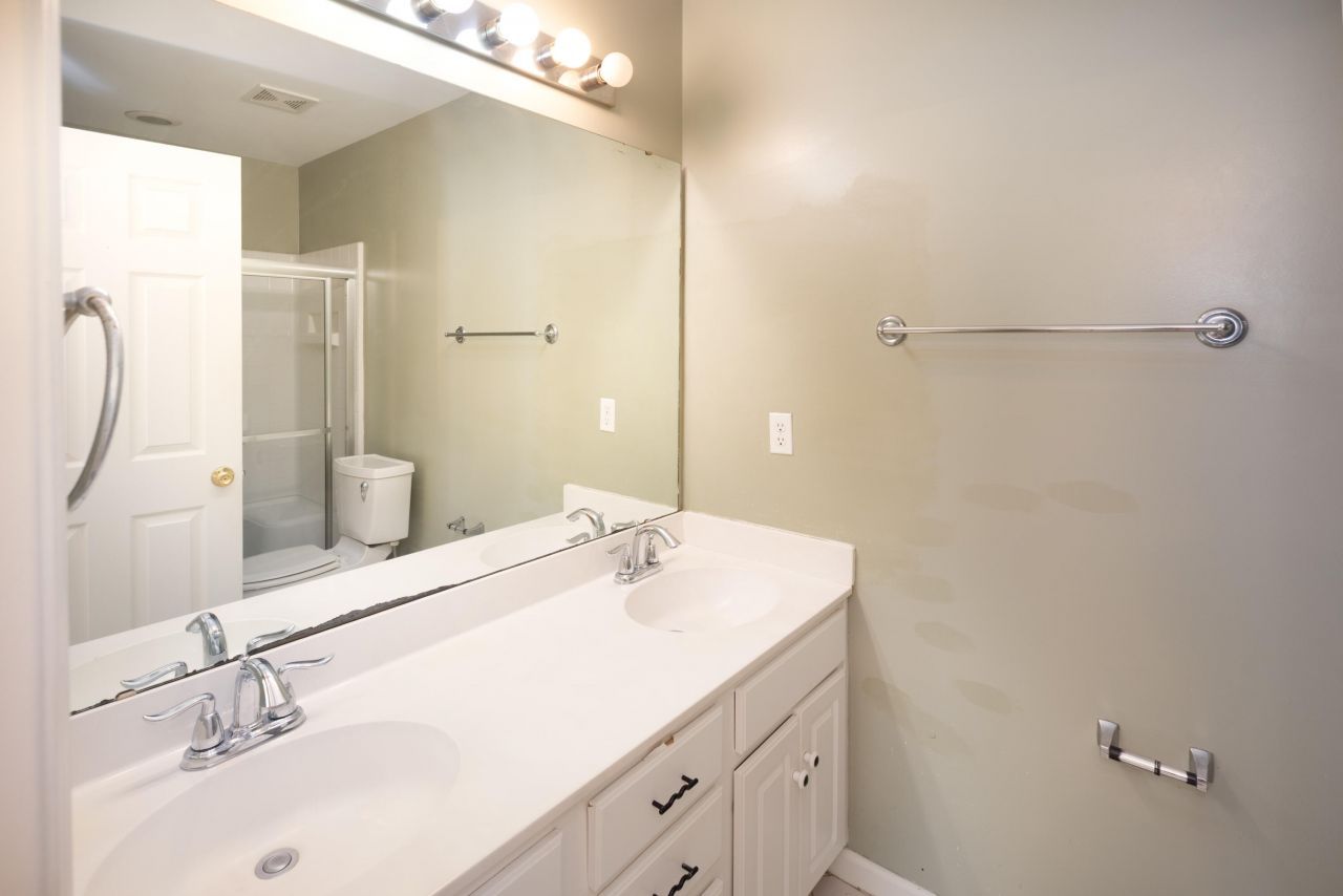 110 Davenport Street Photo 14
