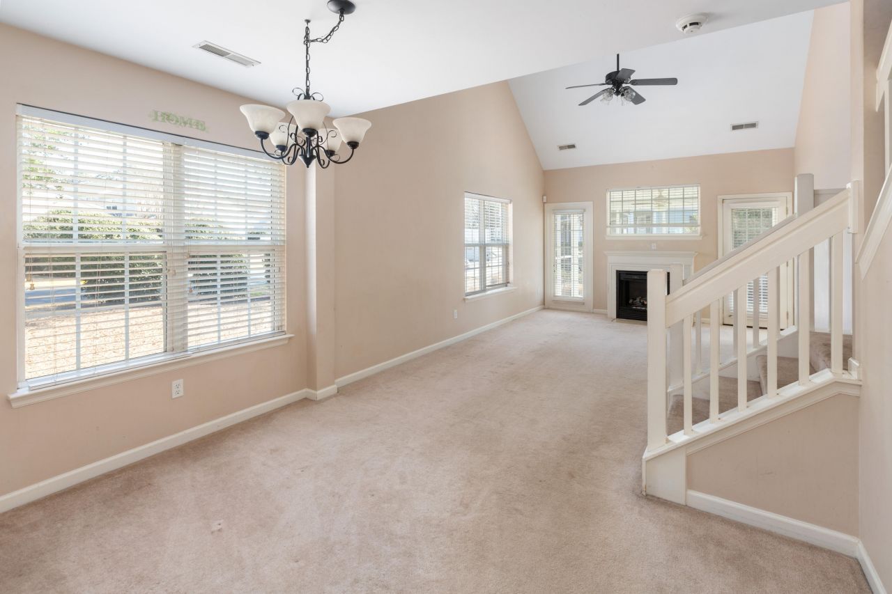 110 Davenport Street Photo 7