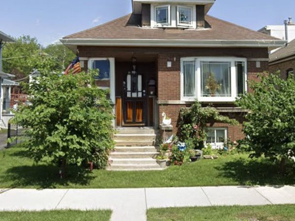 5752 W Byron Avenue, Chicago, IL 60634