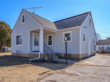 3250 Campus Drive, Dayton, OH 45406