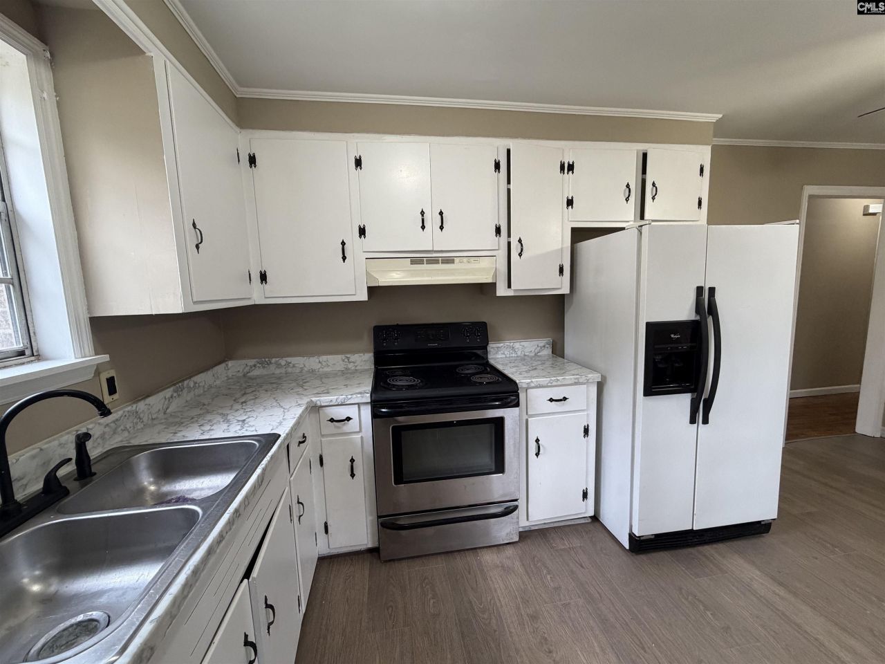 3512 Anwood Drive  Photo 4