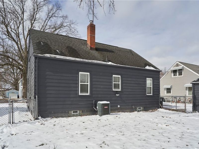 601 Cora Avenue, Akron, OH 44312 Photo 17