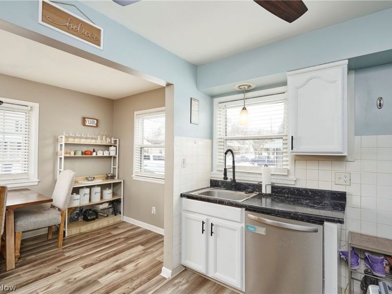 601 Cora Avenue, Akron, OH 44312 Photo 5