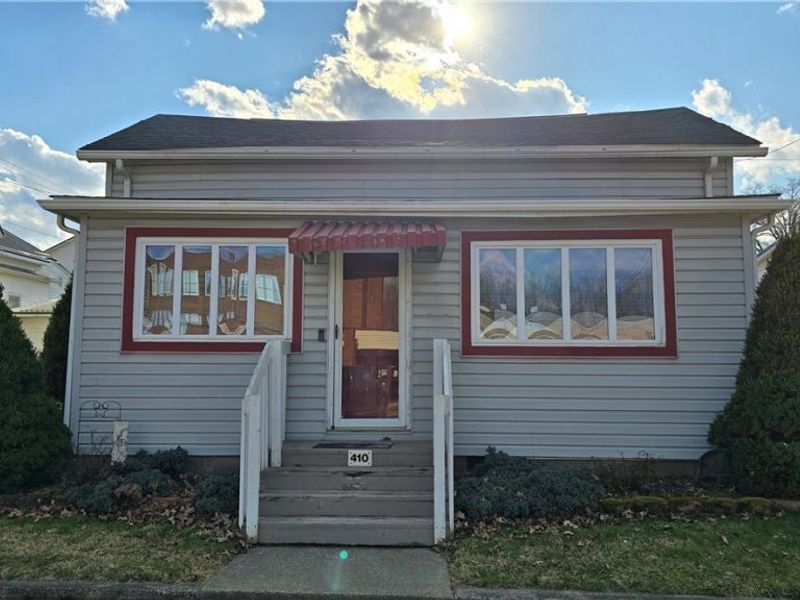 410 Mulberry Street, Elizabeth, WV 26143 Photo 1