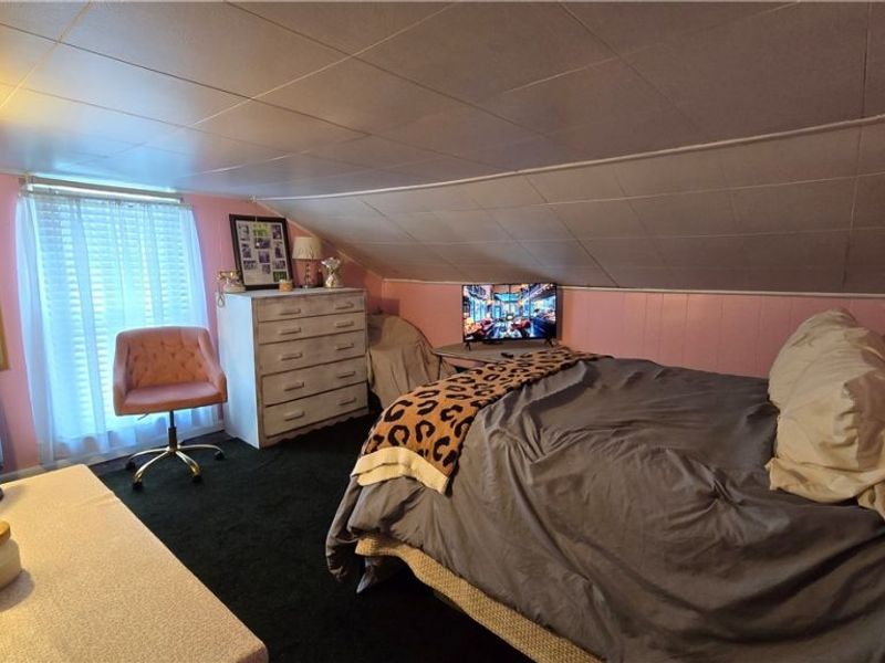 410 Mulberry Street, Elizabeth, WV 26143 Photo 28