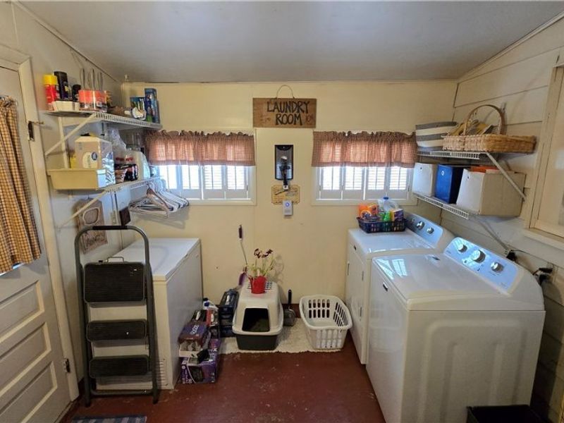 410 Mulberry Street, Elizabeth, WV 26143 Photo 30