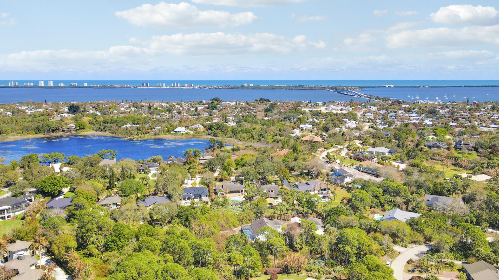 815 NE Stokes Terrace, Jensen Beach, FL 34957 Photo