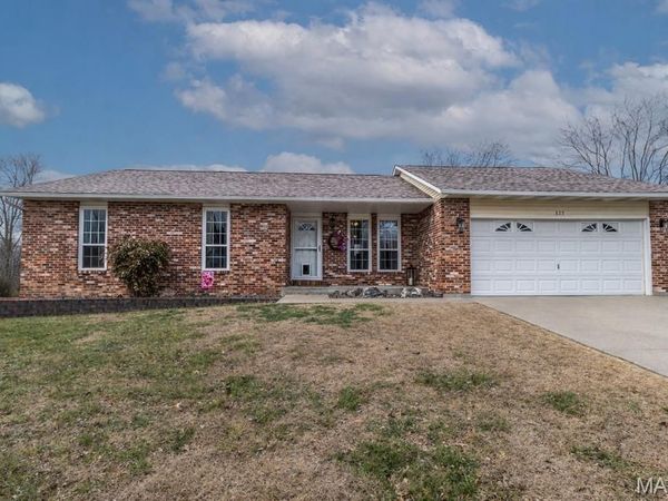 829 Eagle Drive , Jackson, MO 63755