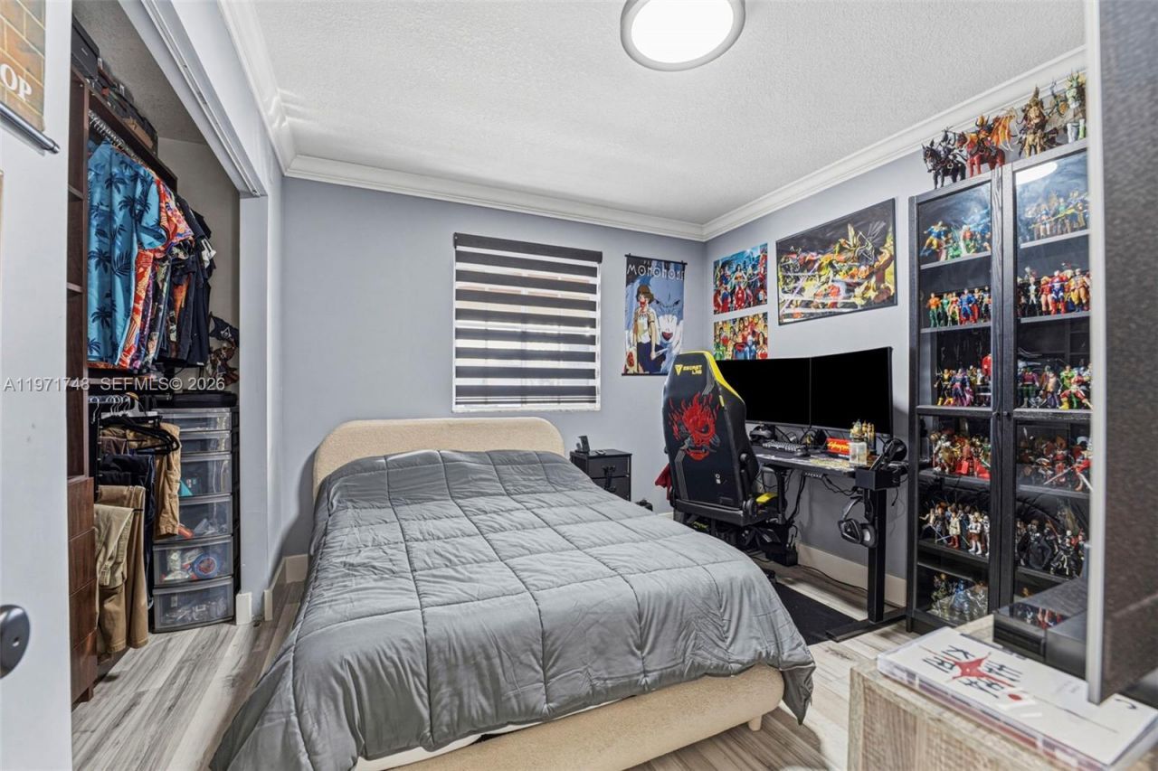 892 NW 136th Pl , Miami, FL 33182 Photo