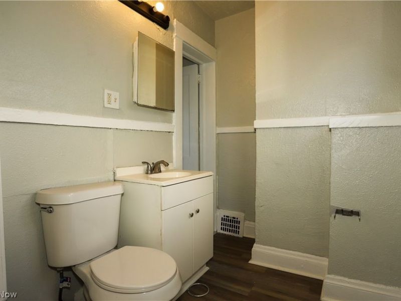 9409 Mount Auburn Avenue, Cleveland, OH 44104 Photo 6