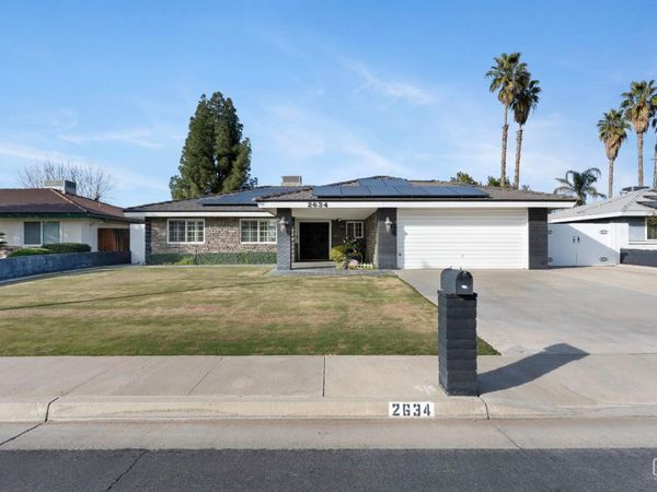 2634 Hempstead Lane, Bakersfield, CA 93309