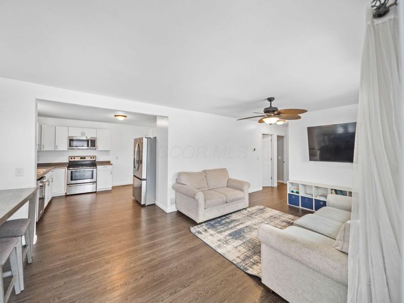 1243 Simpson Drive, Columbus, OH 43227 Photo 3