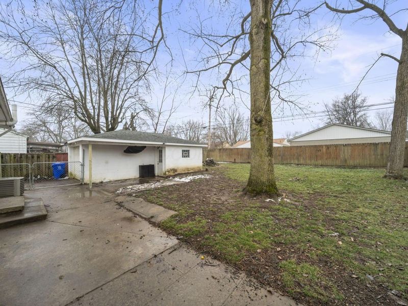 1243 Simpson Drive, Columbus, OH 43227 Photo 30