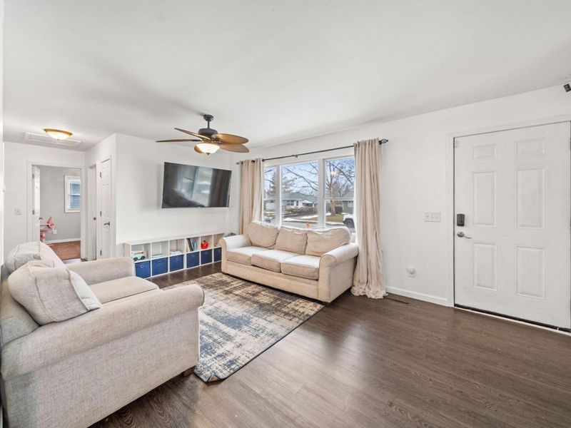 1243 Simpson Drive, Columbus, OH 43227 Photo 5