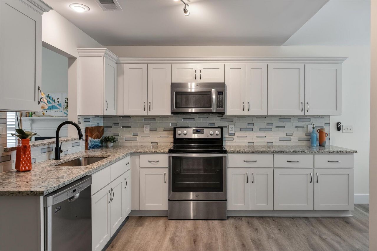 2019 Armory Drive Photo 20