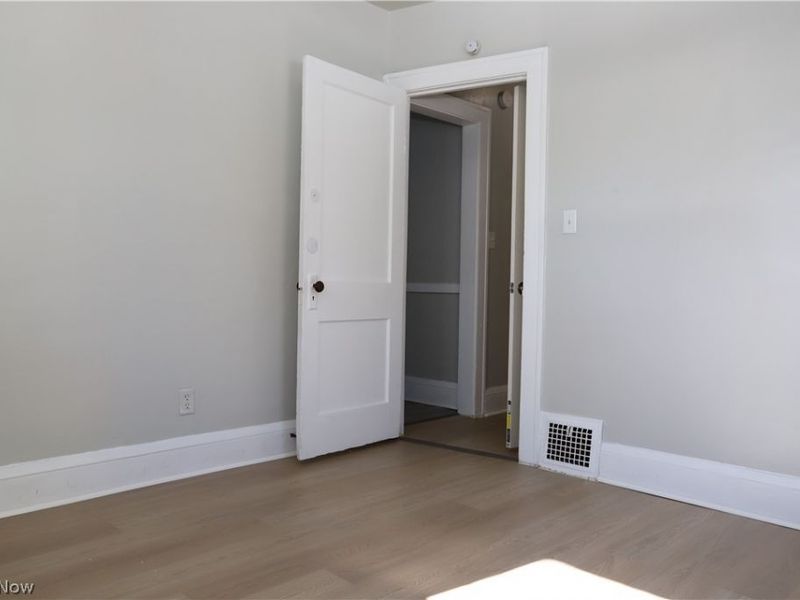 14308 Edgewood Avenue, Cleveland, OH 44128 Photo 14