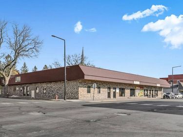 182 Main Avenue W, Winsted, MN 55395