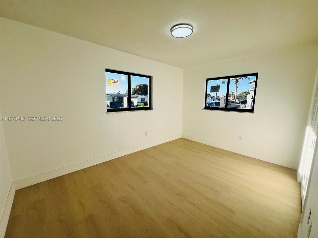 19133 NW 35th Ave, Miami Gardens, FL 33056 Photo