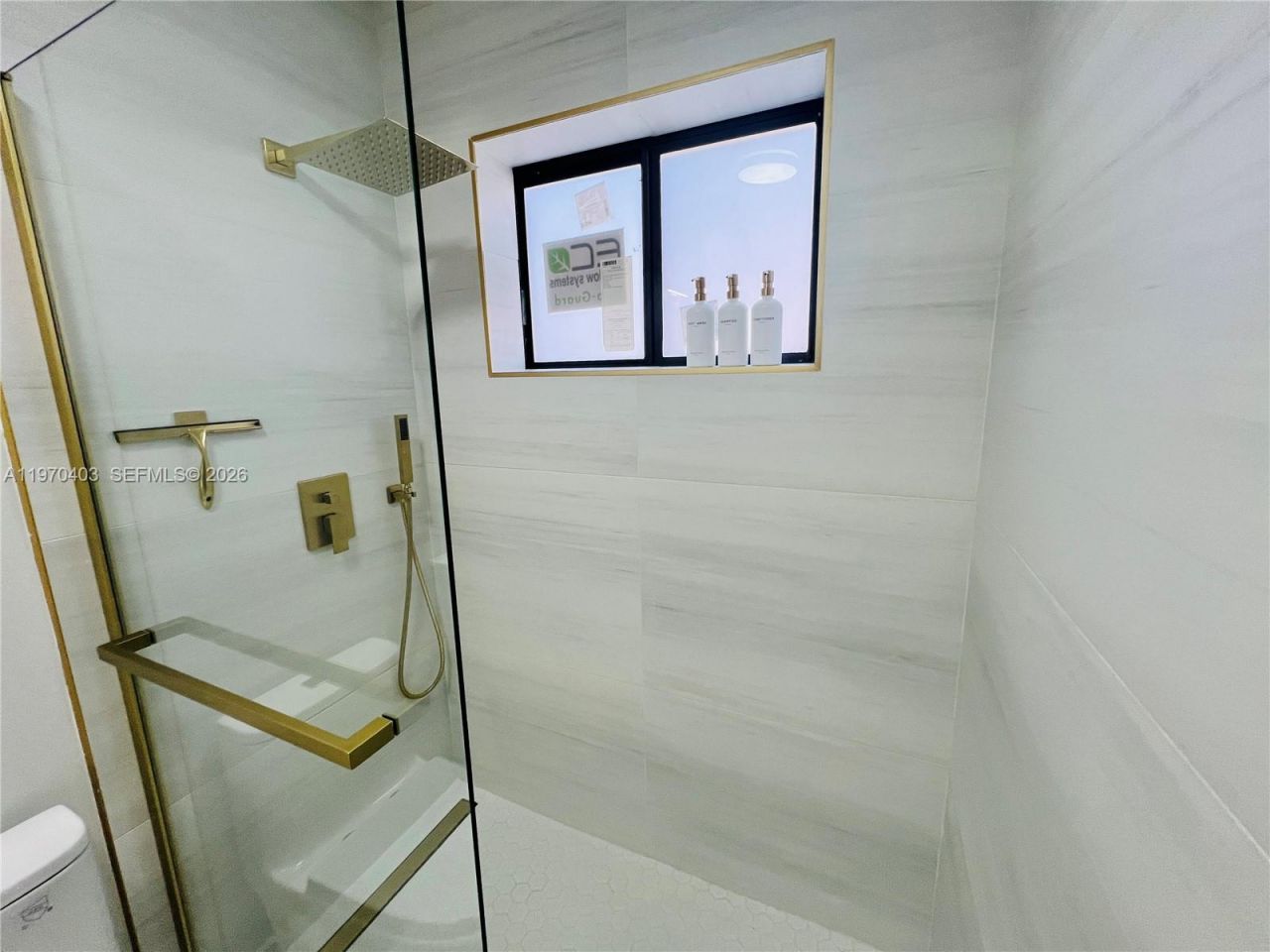 19133 NW 35th Ave, Miami Gardens, FL 33056 Photo