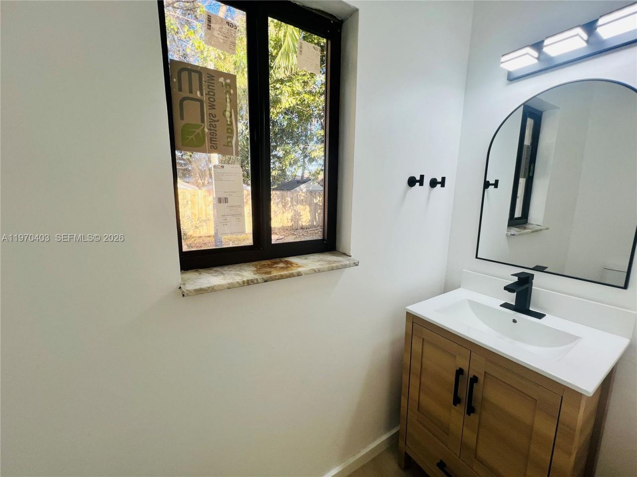 19133 NW 35th Ave, Miami Gardens, FL 33056 Photo