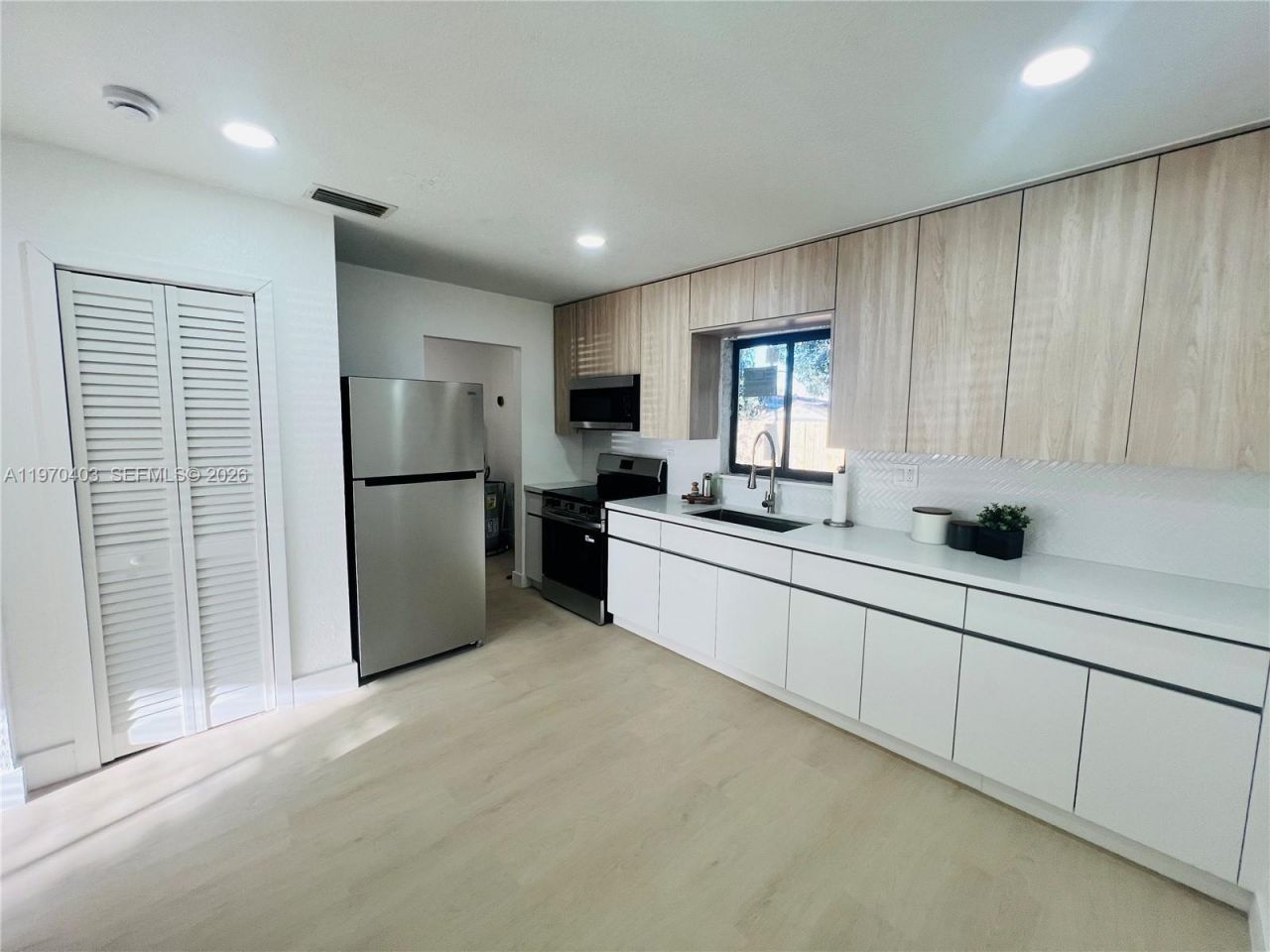 19133 NW 35th Ave, Miami Gardens, FL 33056 Photo