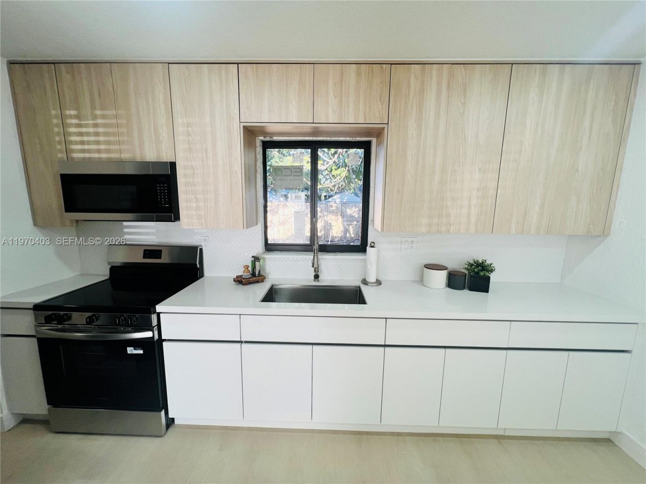 19133 NW 35th Ave, Miami Gardens, FL 33056 Photo