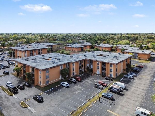 9417 SW 76th St , Unit X36, Miami, FL 33173