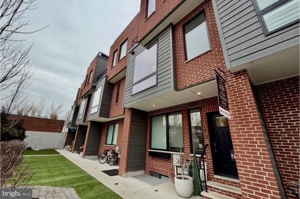 1313 E Montgomery Avenue, Unit 2, Philadelphia, PA 19125 Main Photo