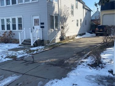 33 Keever Avenue, Buffalo, NY 14218