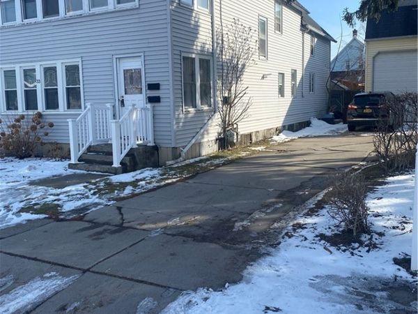 33 Keever Avenue, Buffalo, NY 14218