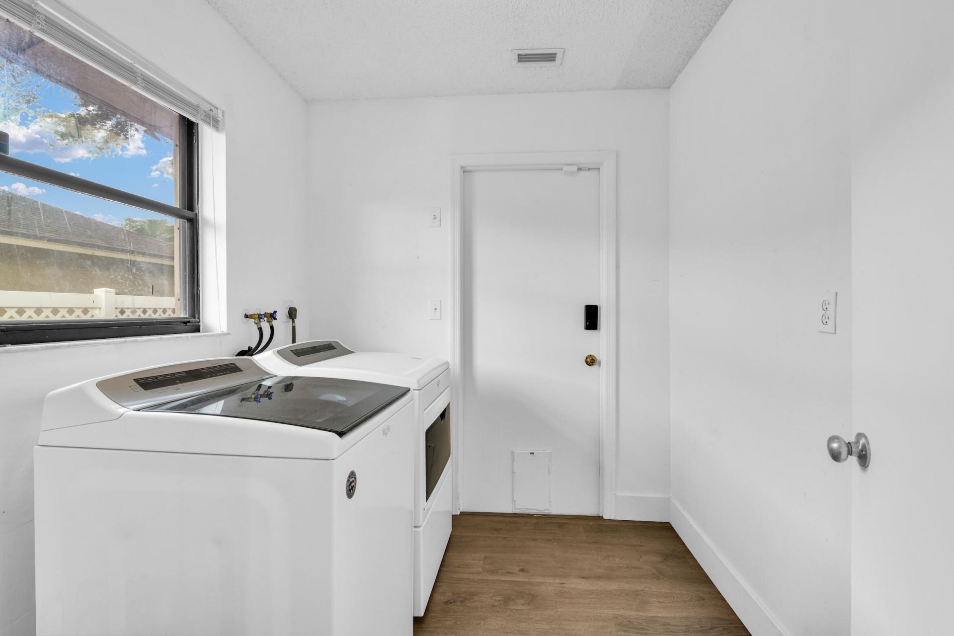 7014 NW 38th Manor, Coral Springs, FL 33065 Photo