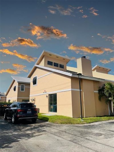 3947 Coral Springs Drive, Coral Springs, FL 33065 Photo