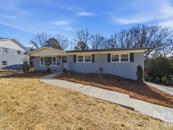 6521 Highwood Place, Charlotte, NC 28210