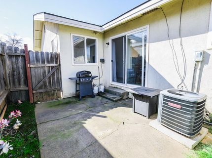 10141 De Soto Way, Sacramento, CA 95827 Photo