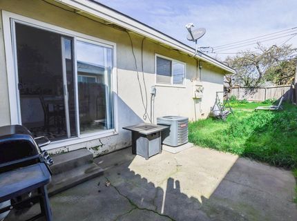 10141 De Soto Way, Sacramento, CA 95827 Photo