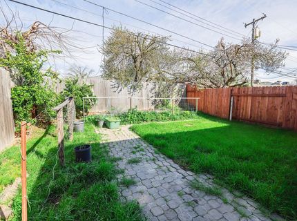 10141 De Soto Way, Sacramento, CA 95827 Photo