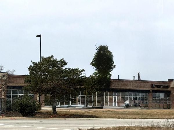 10351 Washington AVENUE #Unit # 400, Sturtevant, WI 53177