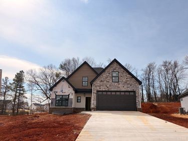 8 Live Oak Court, Forest, VA 24551