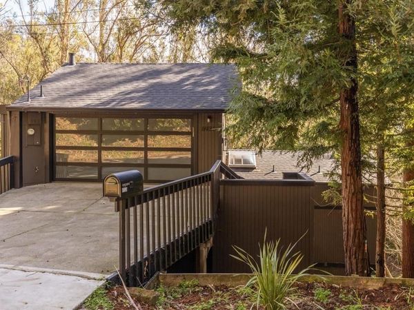 6931 6931 Pinehaven Rd, Oakland, CA 94611