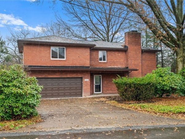 1648 Jamestown, Pittsburgh, PA 15235