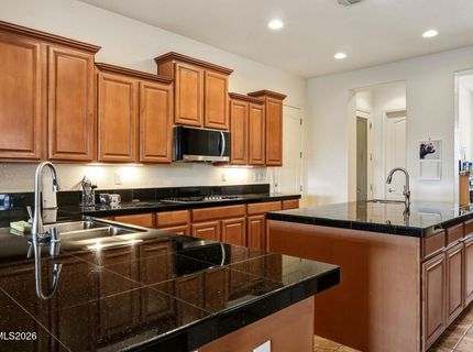 7055 Voyage Drive, Sparks, NV 89436 Photo