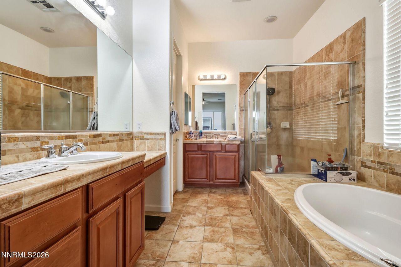 7055 Voyage Drive, Sparks, NV 89436 Photo