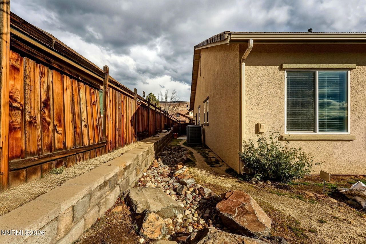 7055 Voyage Drive, Sparks, NV 89436 Photo